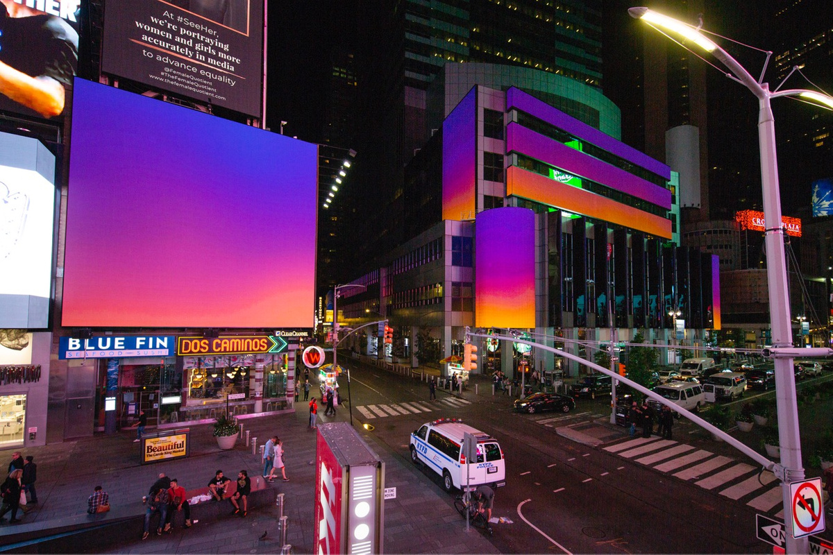 Midnight Sunrise at Times Square - Isabelita Virtual