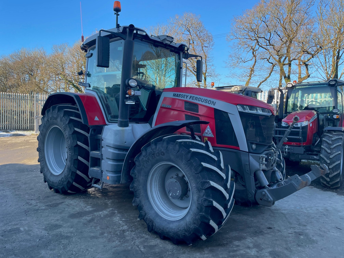 LATE 2021 MASSEY FERGUSON 8S.225 — Rundle & Co Agri