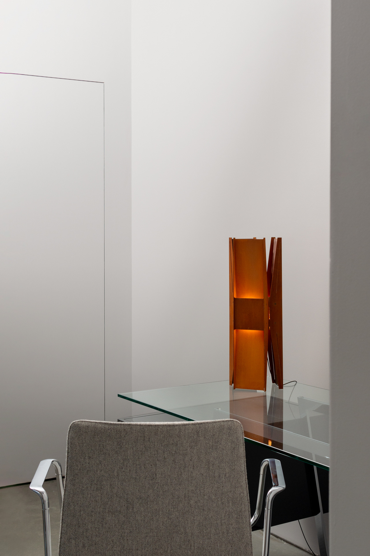 VECTOR Table Overview — A-N-D decorative luminaire design studio and