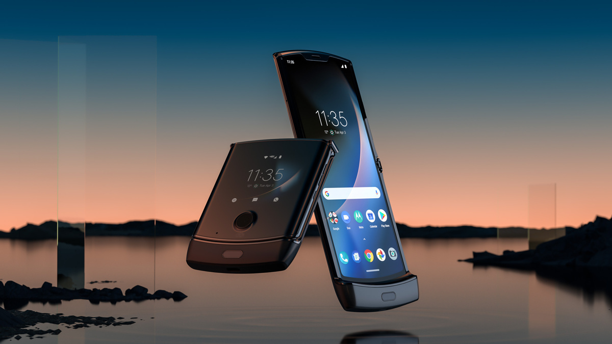 moto razr — someform Studio