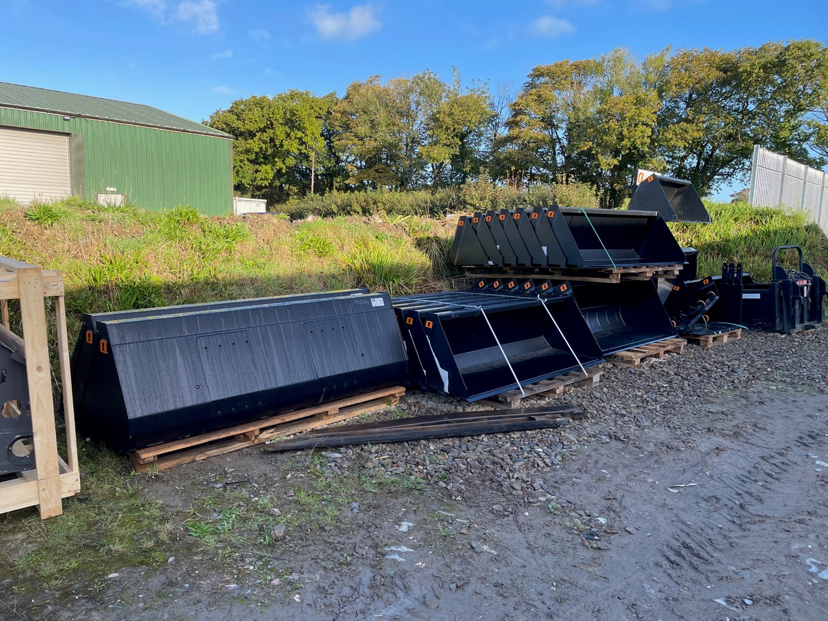 QUICKE BUCKETS — Rundle & Co Agri