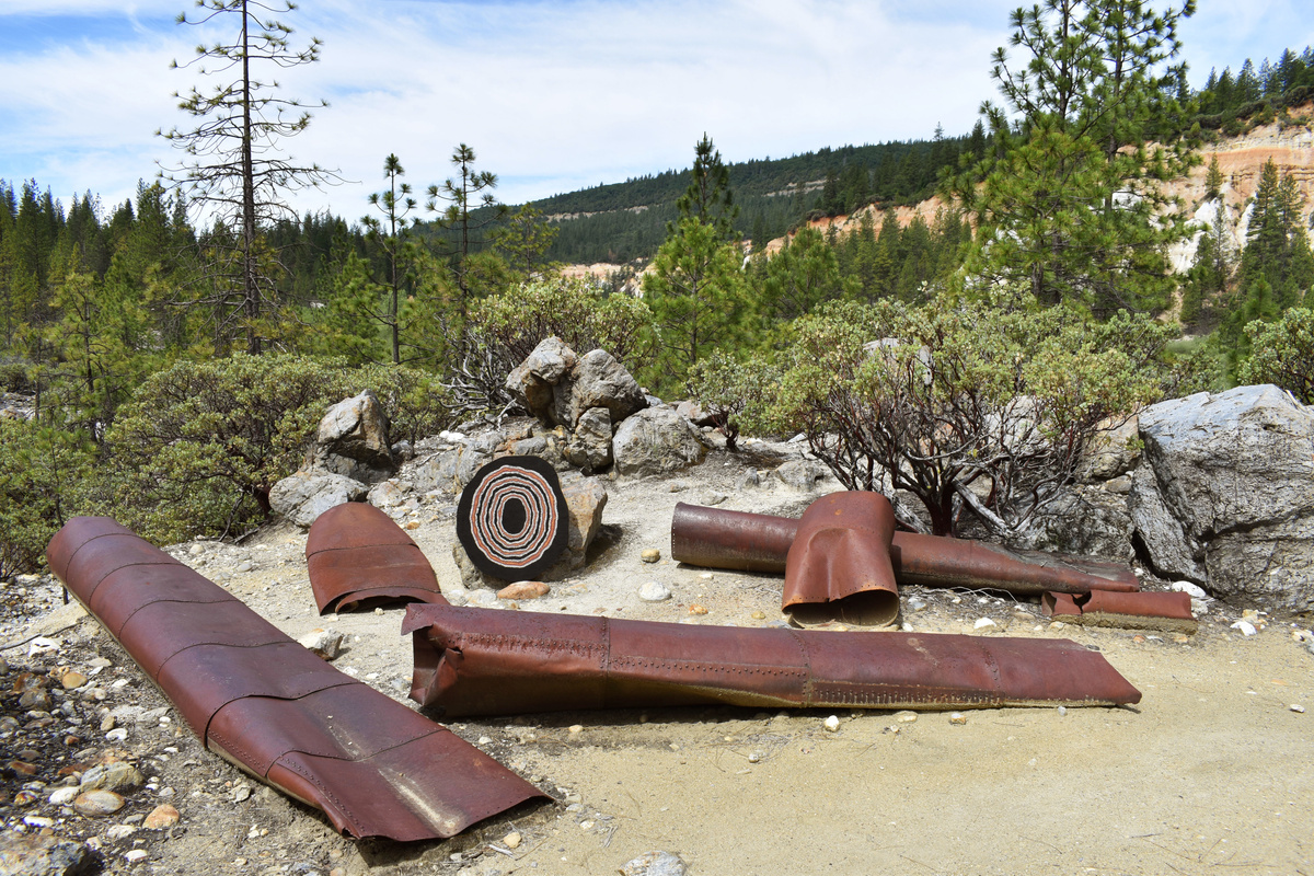 👂🏼 listening in void space — kelly sinclair vicars