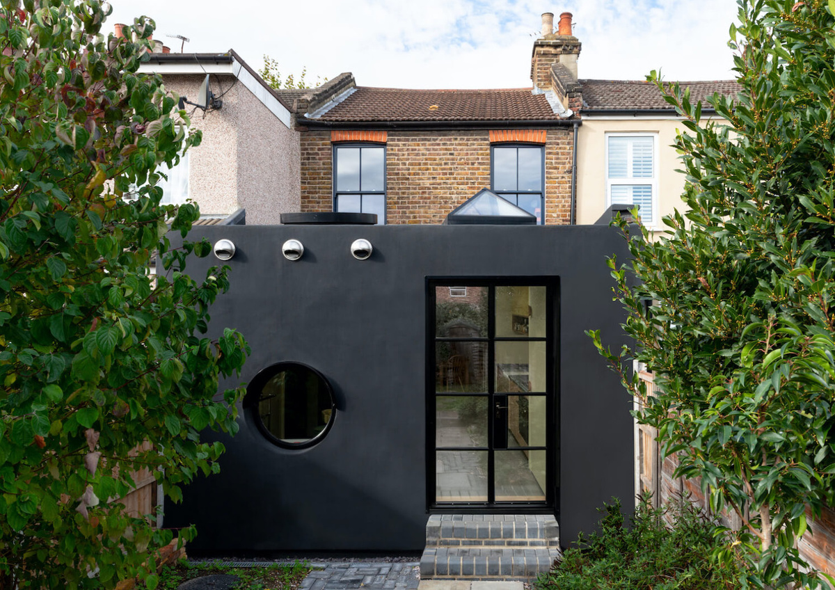 Janus House — Office S&M