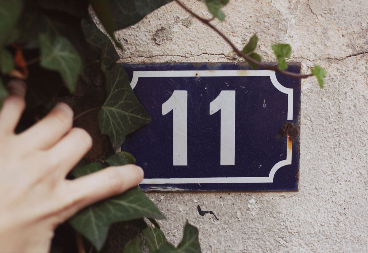 Rue de Mouzaïa — The Travelling Light