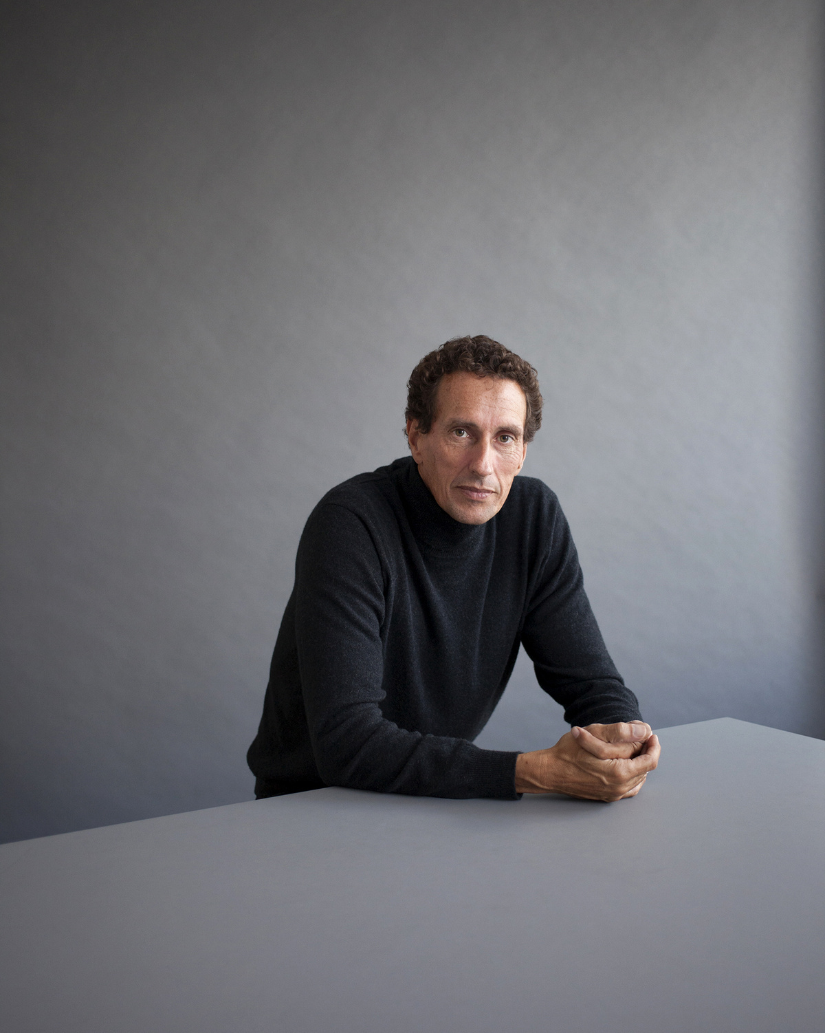 JULIAN NIDARÜMELIN — Dominik Gigler Fotografie