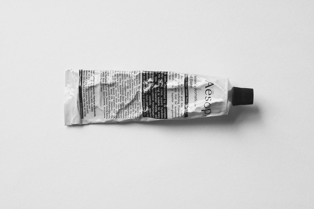 Sonja Gutschera + Leif Osthoff, Products, Beauty, Cosmetics, Flowers, Analogue Photography, Stills, Still Life, Beauty, Close Up, Natural