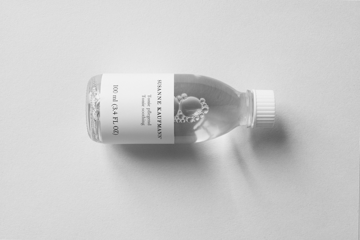 Sonja Gutschera + Leif Osthoff, Products, Beauty, Cosmetics, Flowers, Analogue Photography, Stills, Still Life, Beauty, Close Up, Natural