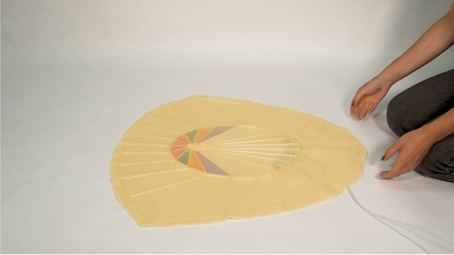 Researchers Sew Fabric and Acrylic Panels Into Flat-pack Furniture using Robotic machines