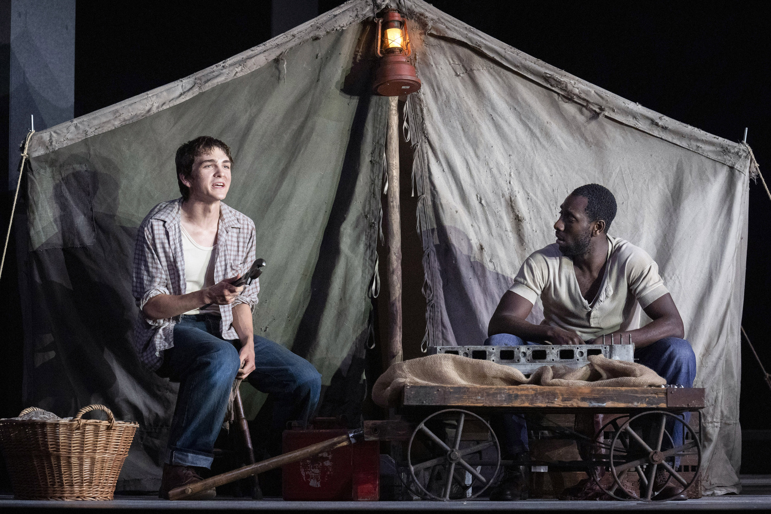 The Grapes of Wrath, National Theatre, 2024, photograph by Richard Hubert Smith