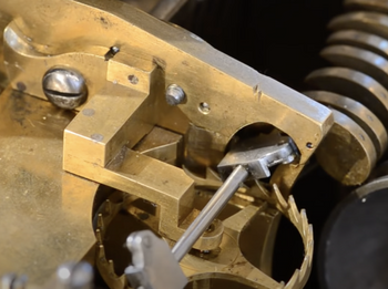 Close up look at the clock gears inside