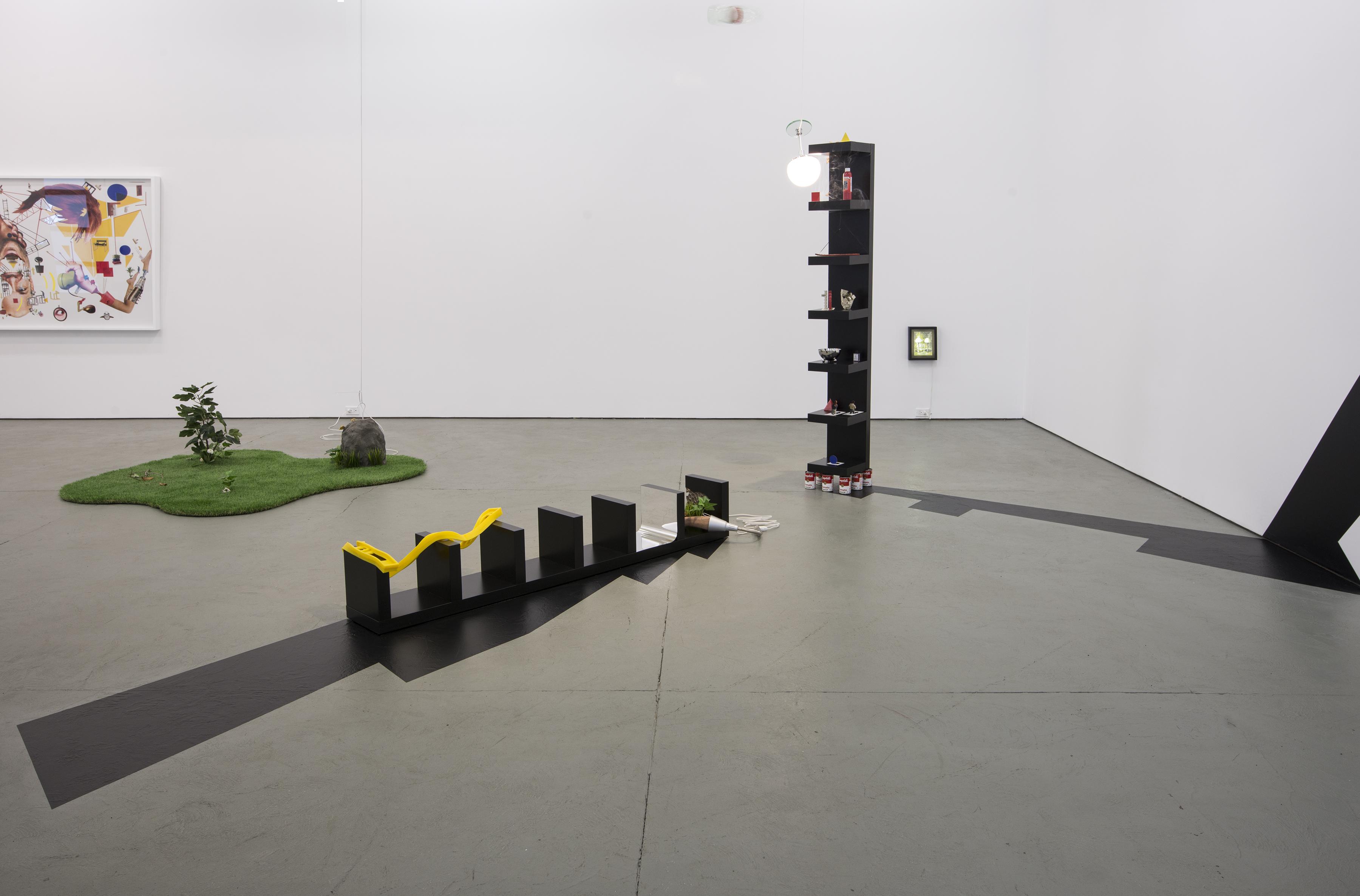桑山忠明: IN PURSUIT OF LUCIDITY Out of this Light, into this Shadow (Installation