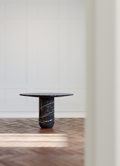 Round Table