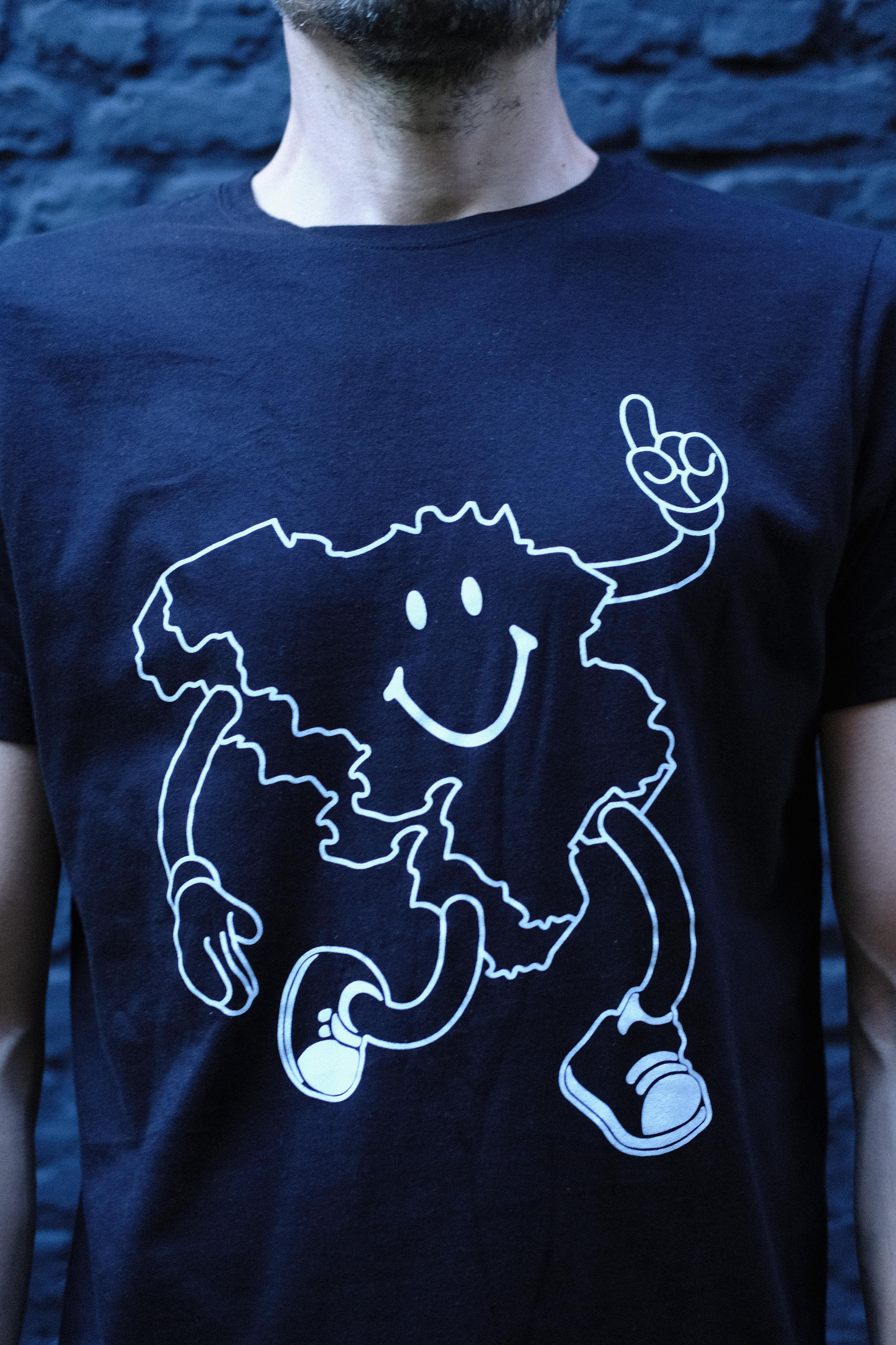 LangcomShops We all dance the same Earth T - Shirt *joyful* – buy