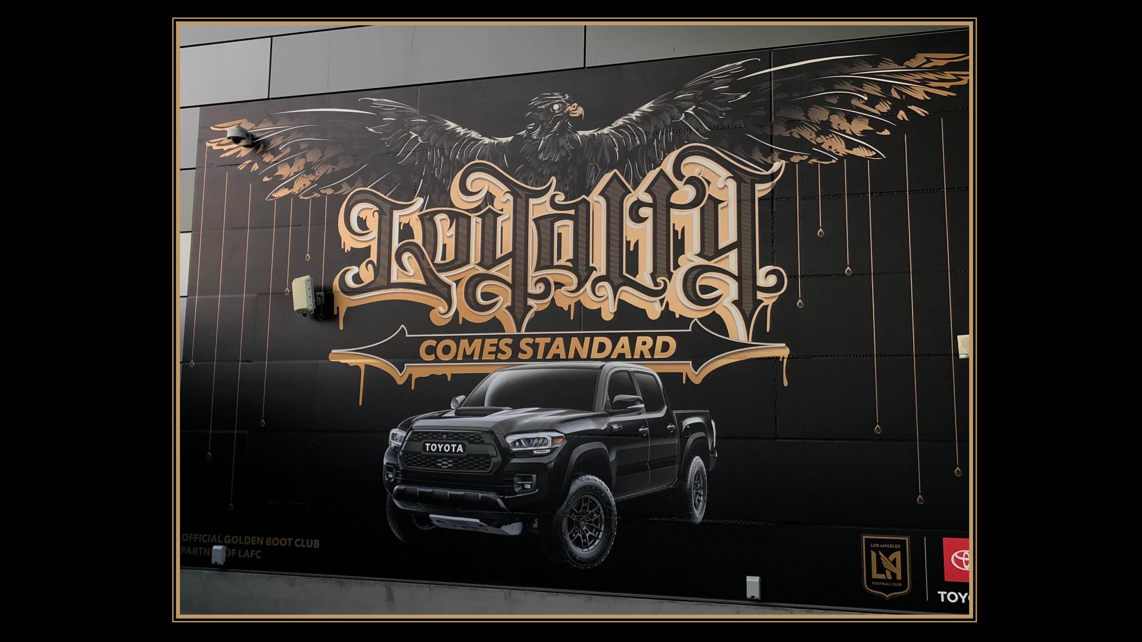 New LAFC Mural by the artist Nevermade up at Niky's Sports : r/LAFC
