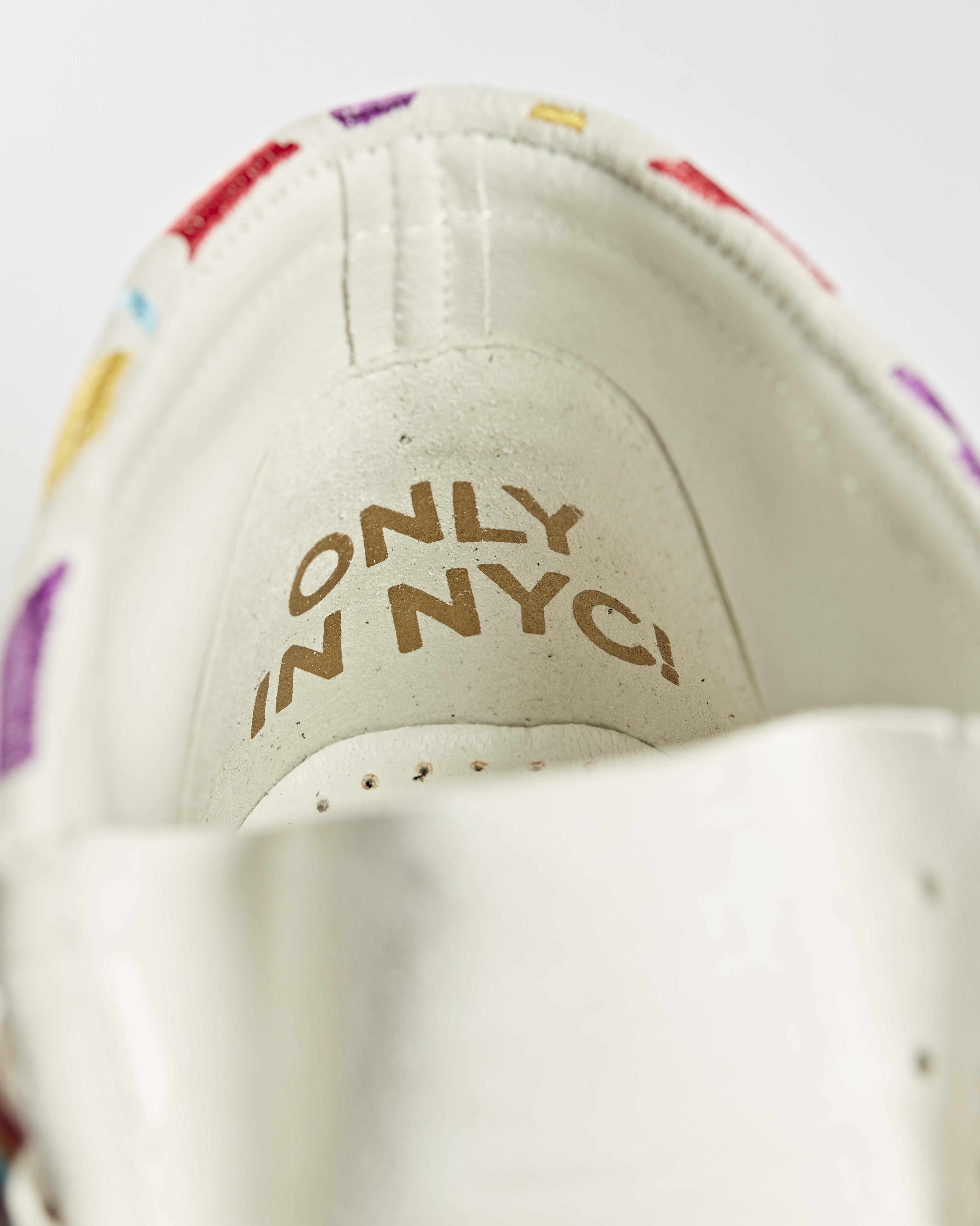 Clarks for One School: Tola Oseni nous livre des Wallabees 100% NYC