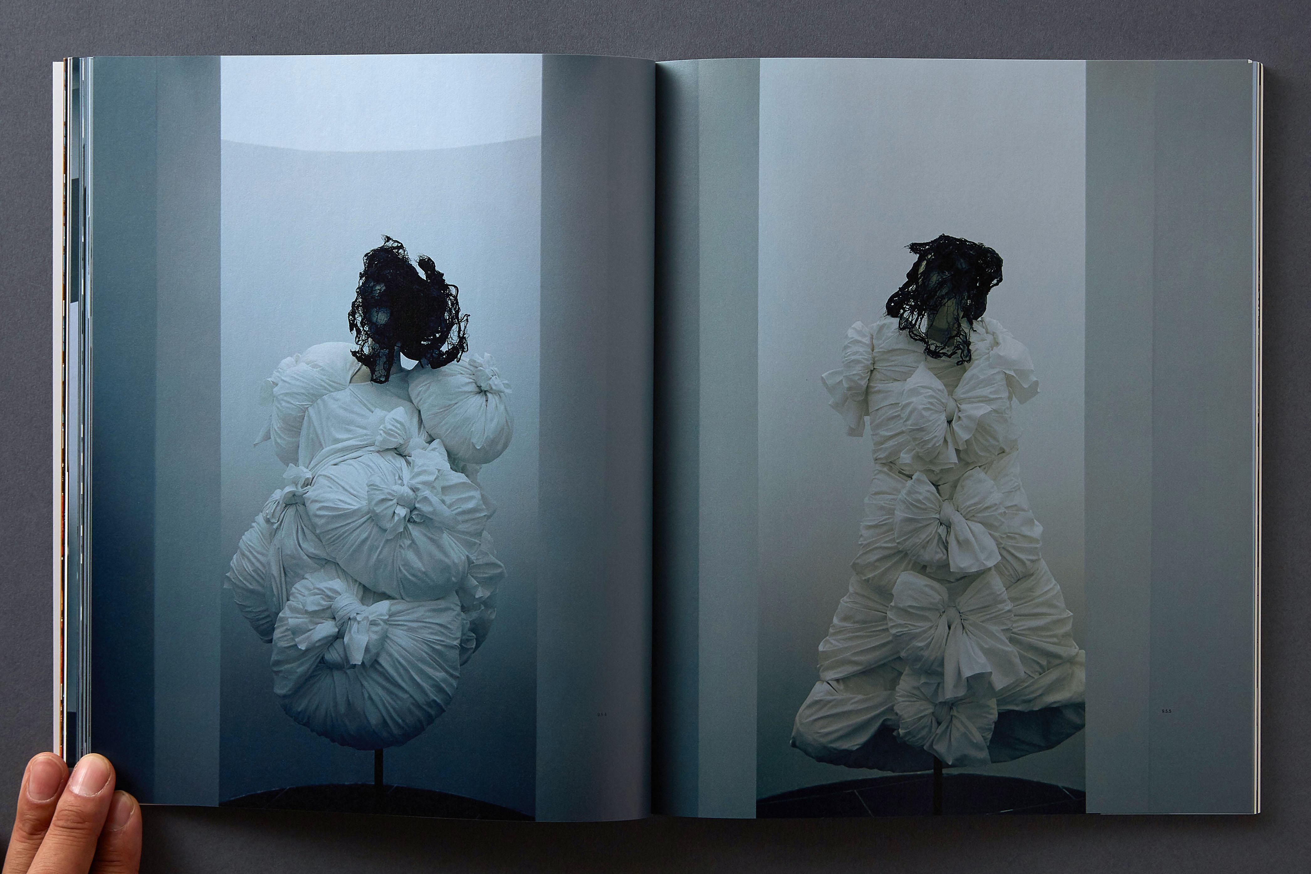 81: Vol.76—Comme des Garçons issue (Magazine, 2017) - Kamikene