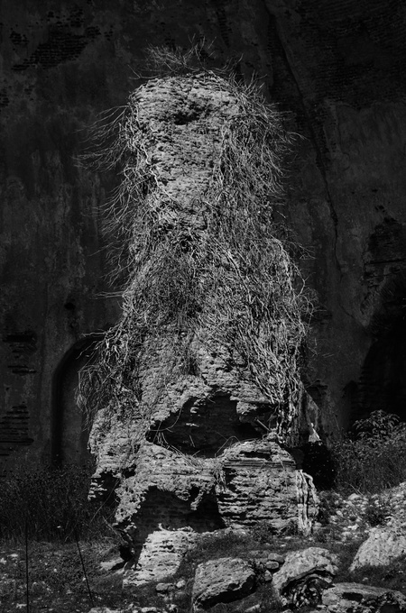 Bacoli, Naples, Temple of Diana,  pareidolic illusory effect, September 2018.