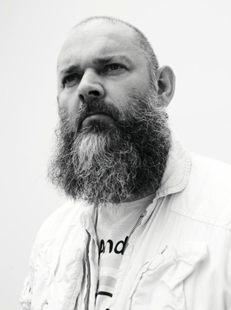 Walter Van Beirendoncky - ARCHIVED