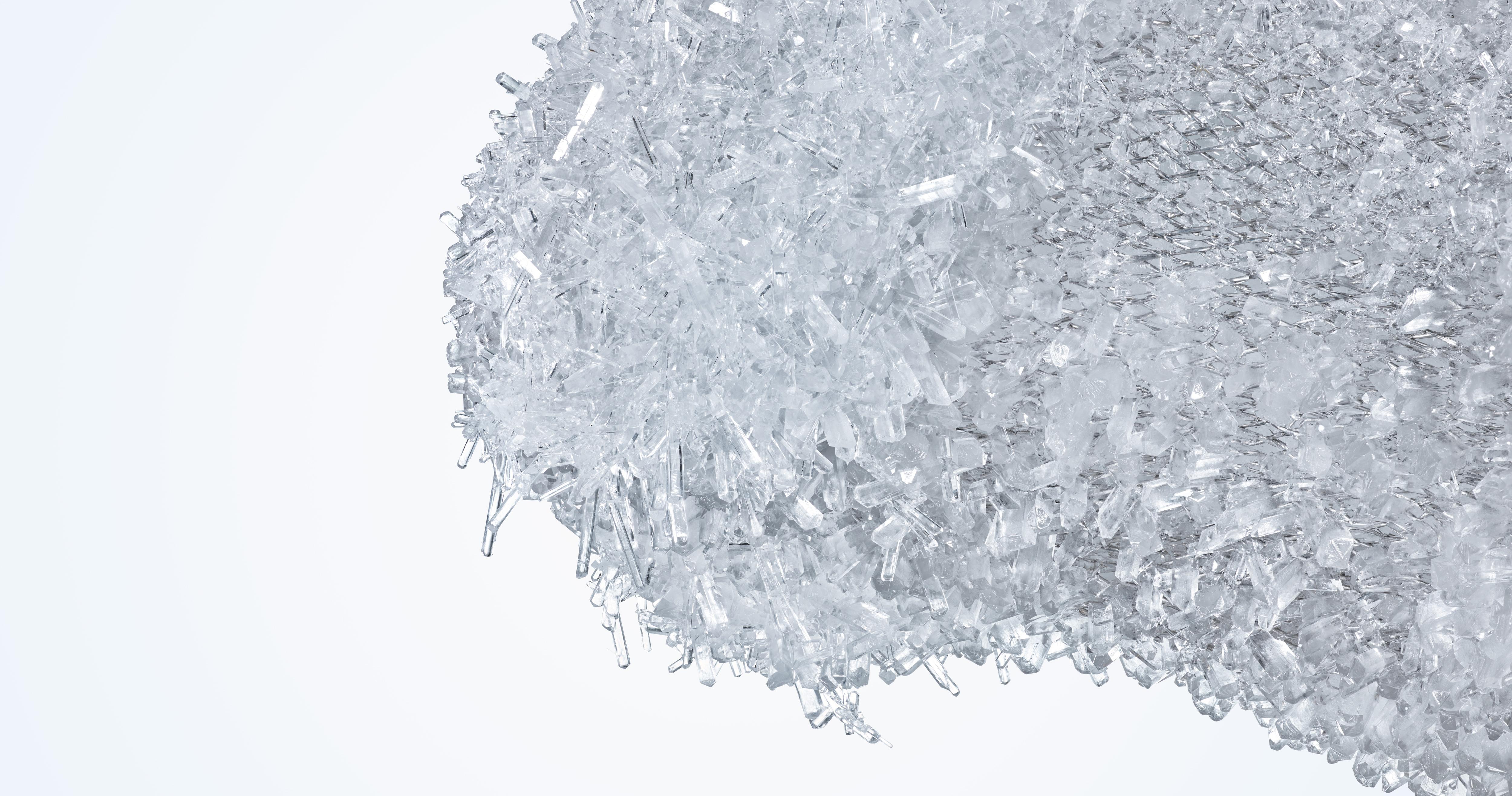 Calcium pyrophosphate dihydrate crystal deposition disease - Wikipedia, image size:5000x2633