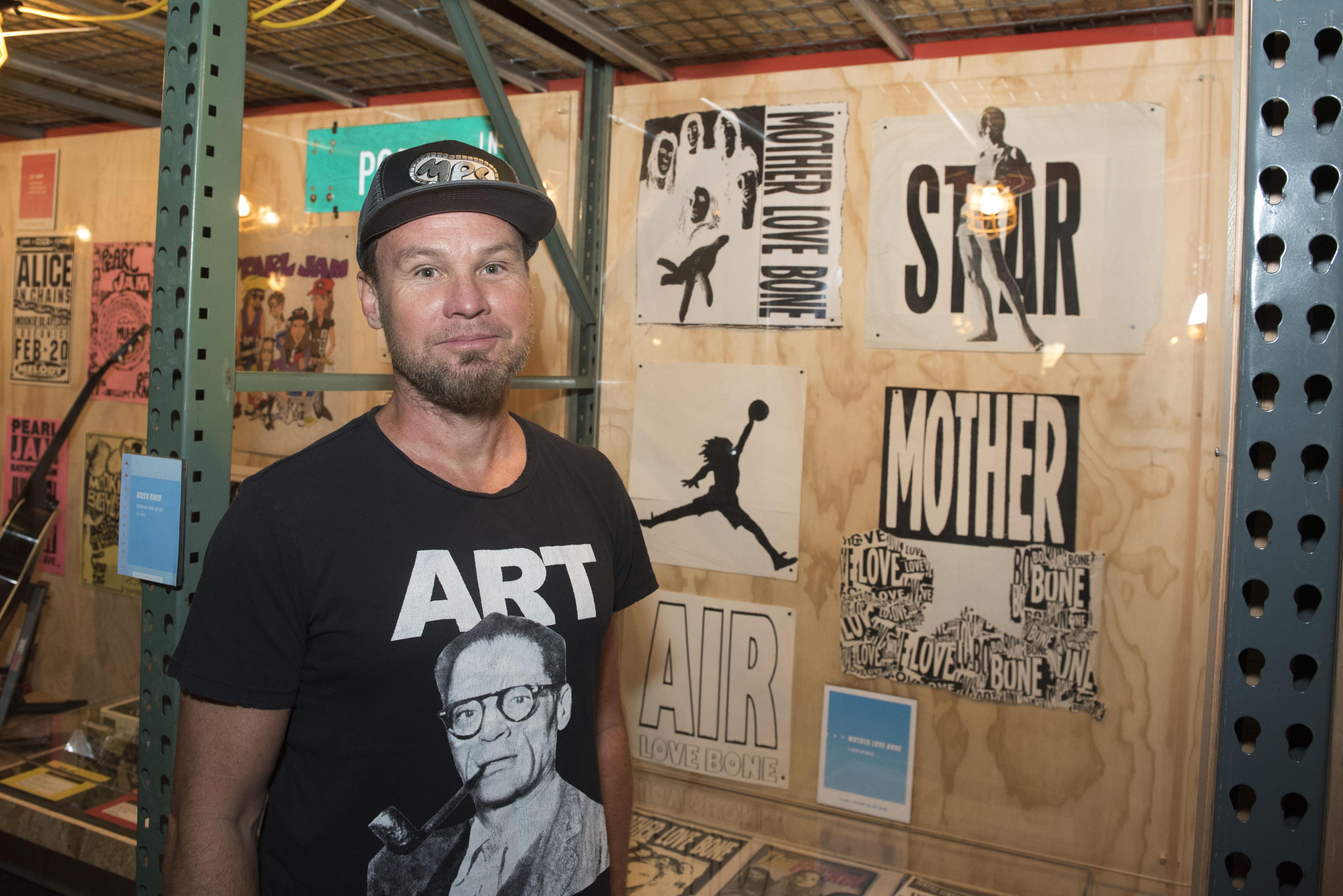 Jeff Ament's Army - Mother Love Bone —> Mookie Blaylock —> Pearl