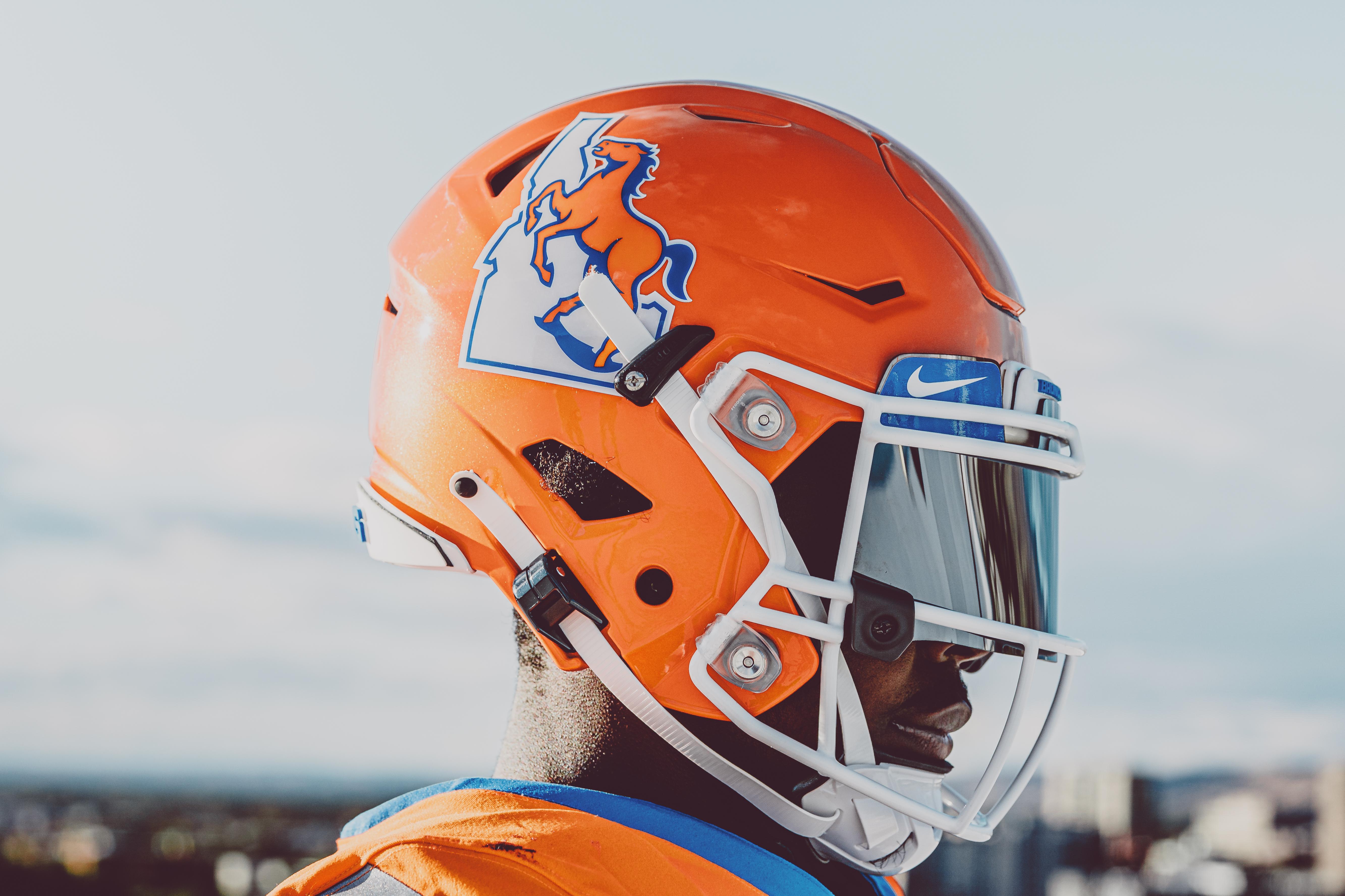 Cowboys Wear New Bucking Bronco Helmet for Homecoming Game against