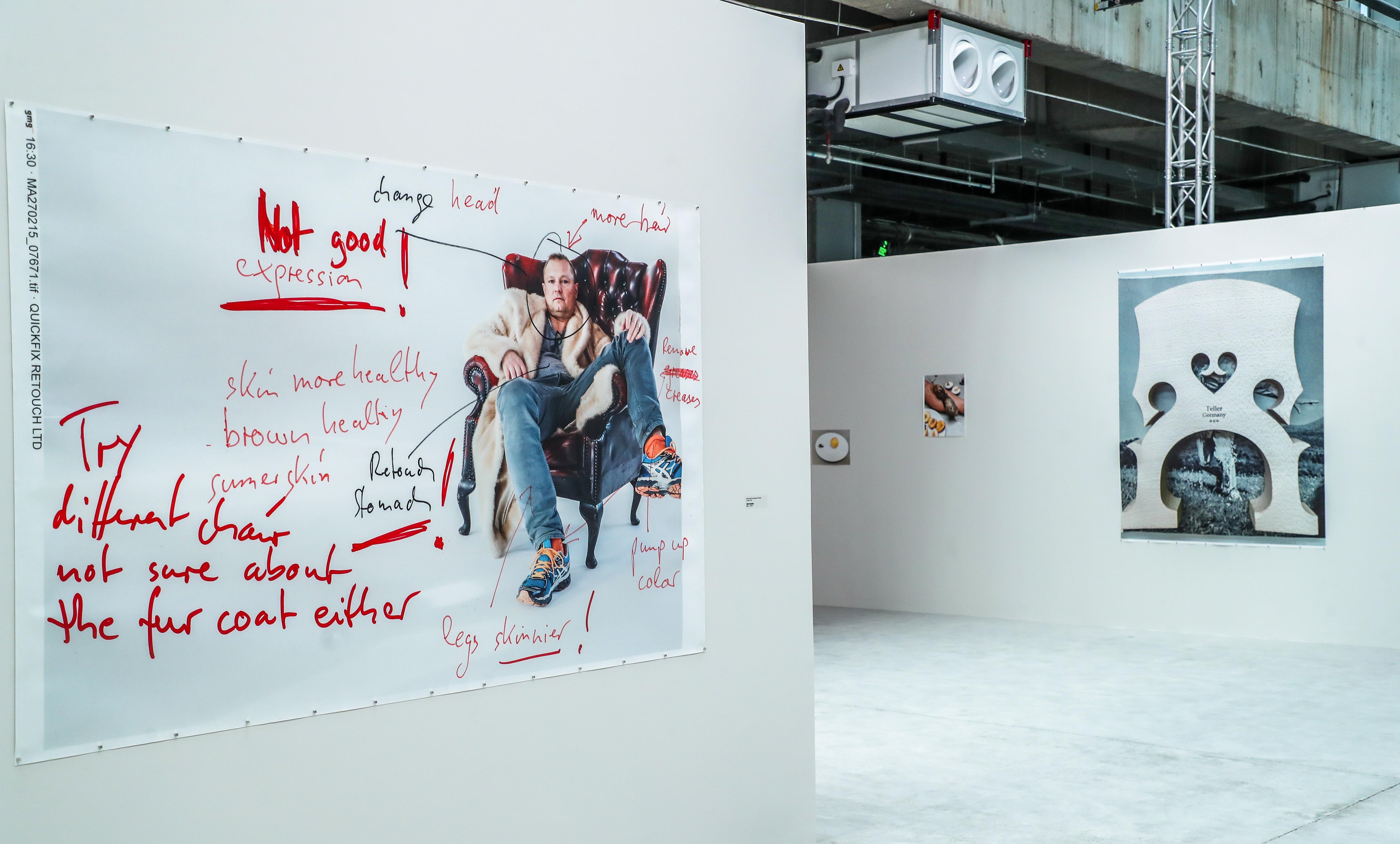 Page – T-10 Juergen Teller - Kennedy London