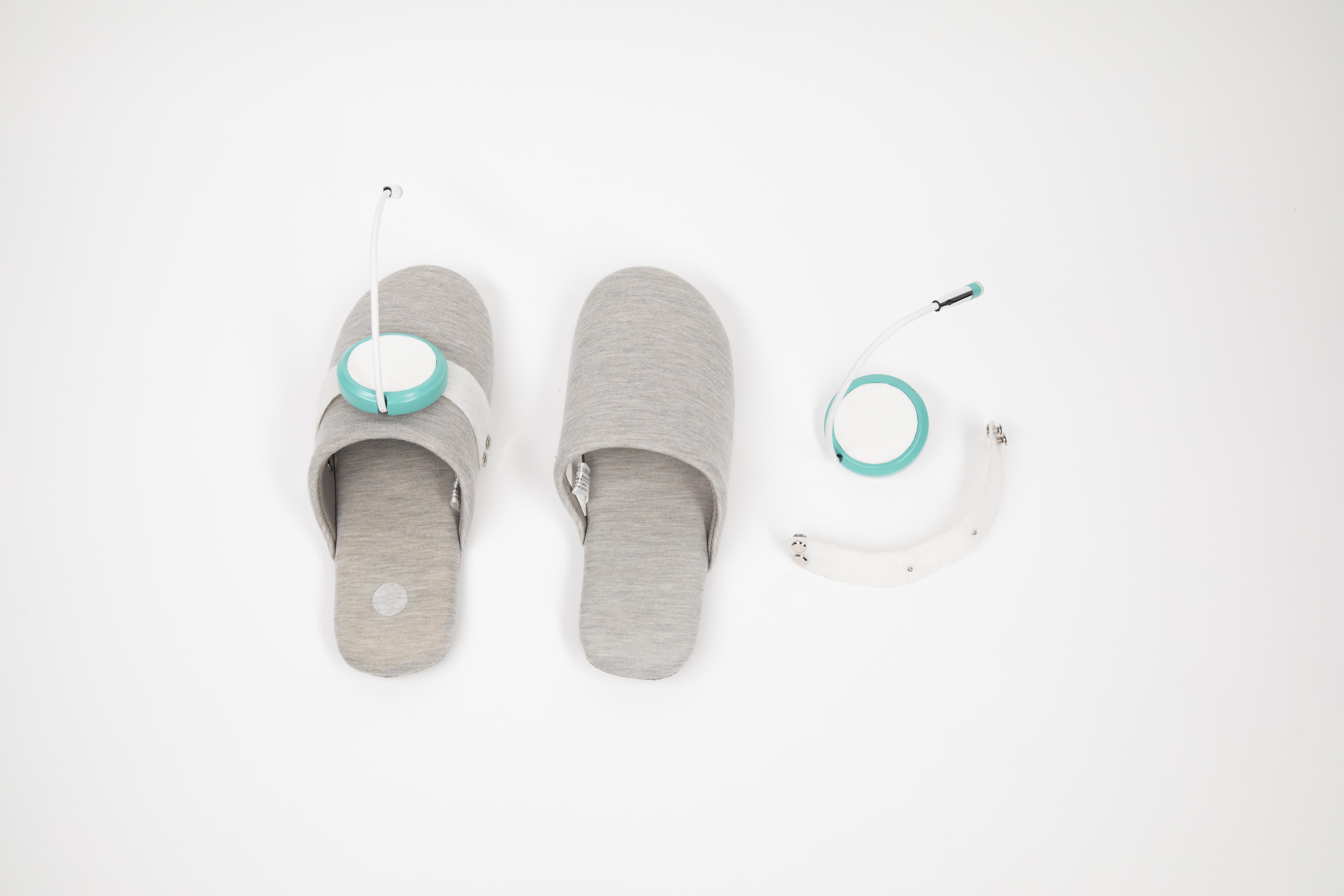 Night light slippers shop
