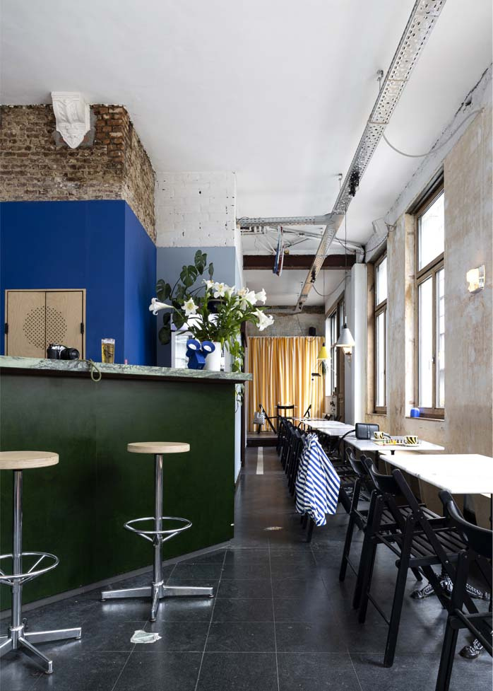 café bobby — Axelle Vertommen