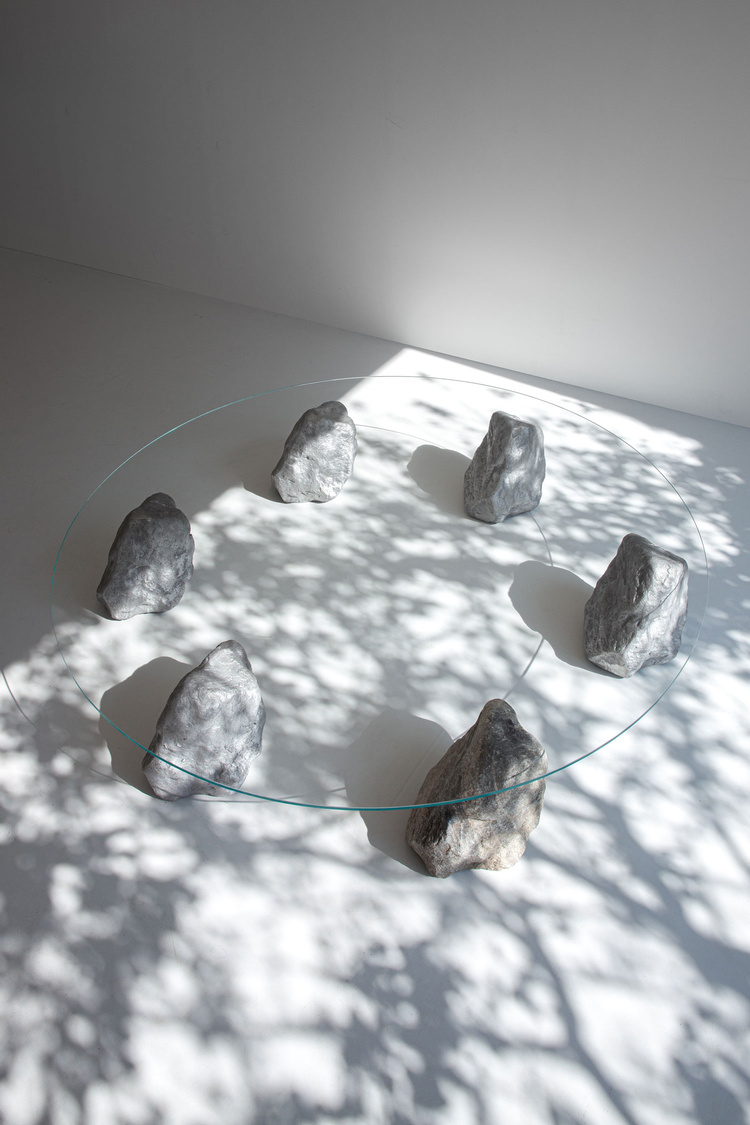 Proportions of Stone_Low Glass Table 02